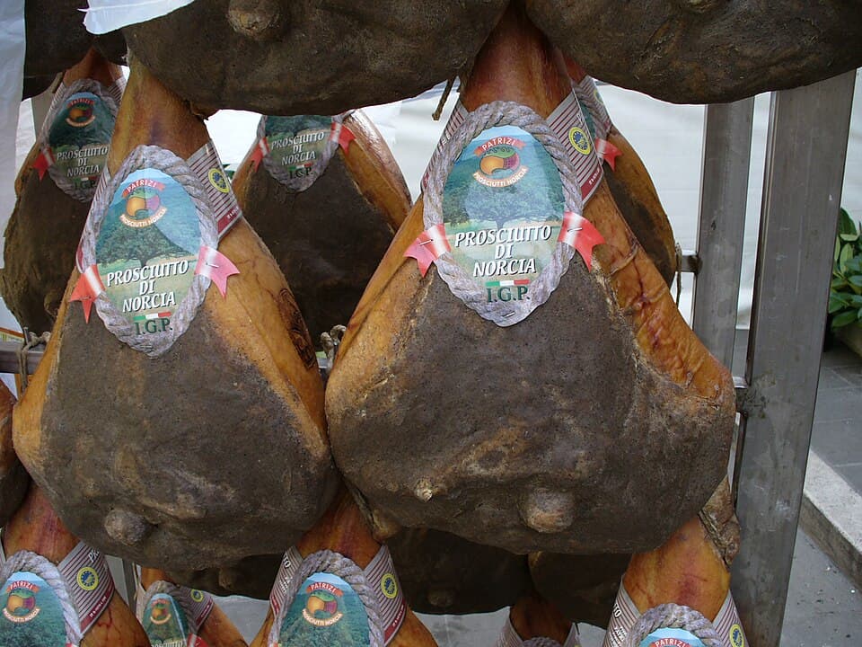 Prosciutto di Norcia IGP, salume dell'Umbria